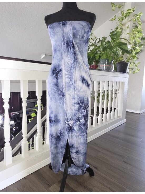 Heart Hips Dresses & Skirts - Heart Hips Blue/Gray Tie Dye Strapless Stretch Maxi Dress Womens Size S